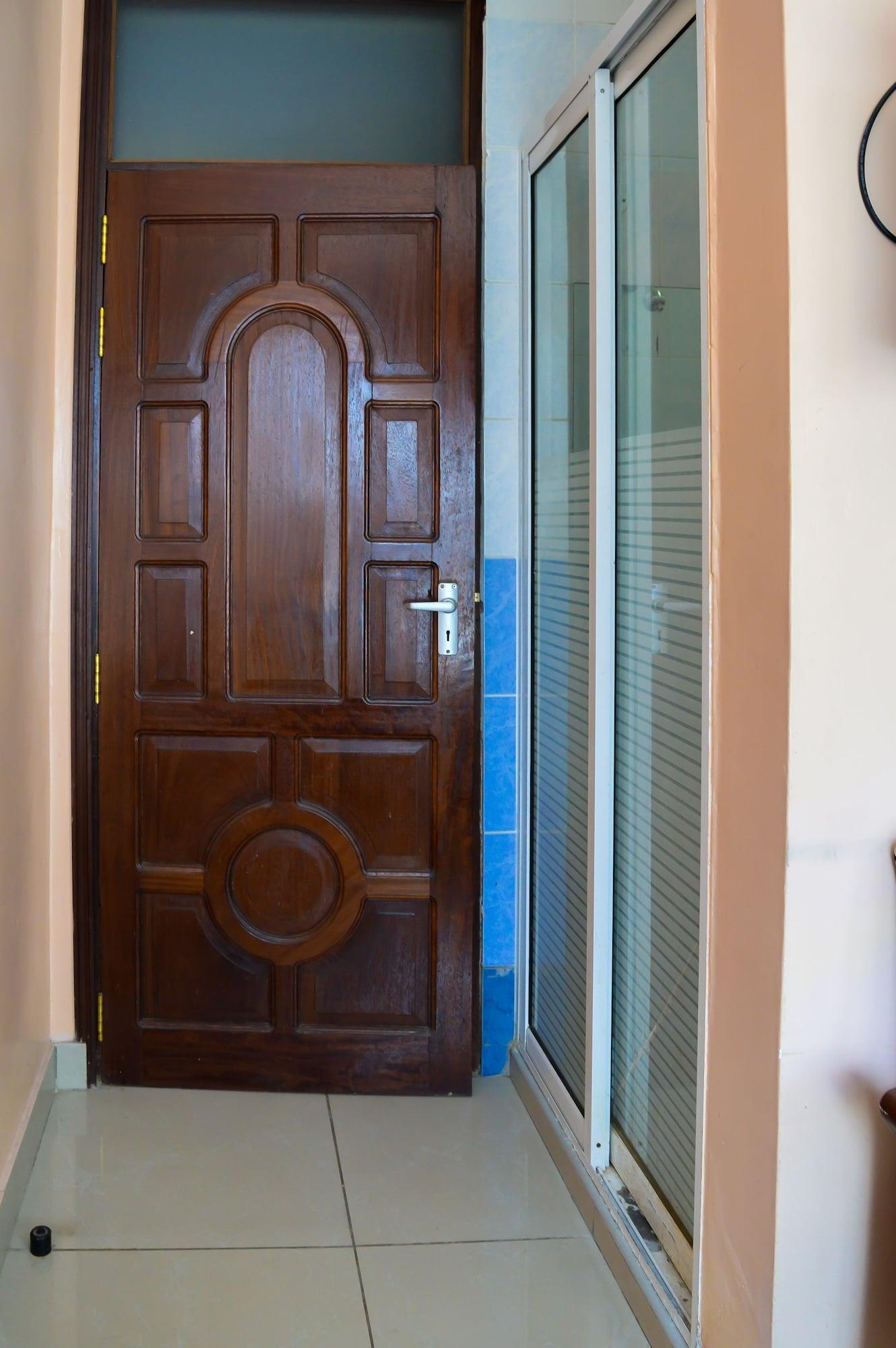 Global Palace Hotel Mombasa Exterior photo
