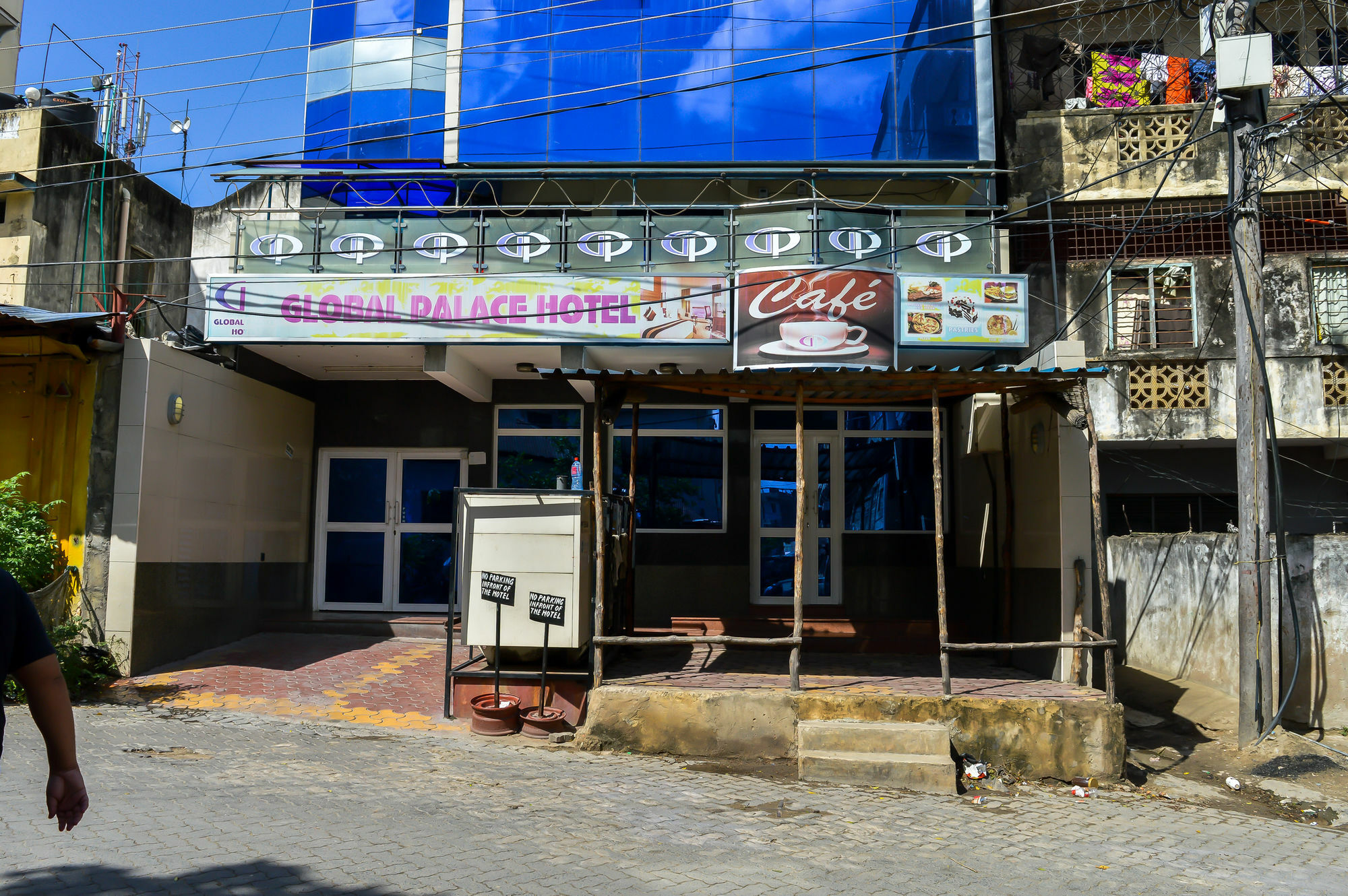 Global Palace Hotel Mombasa Exterior photo